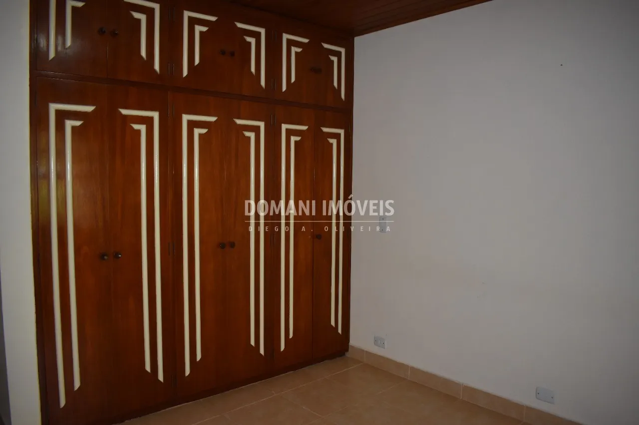 Casa à venda de 3.450 m² em Campos do Jordão, SP, Brasil