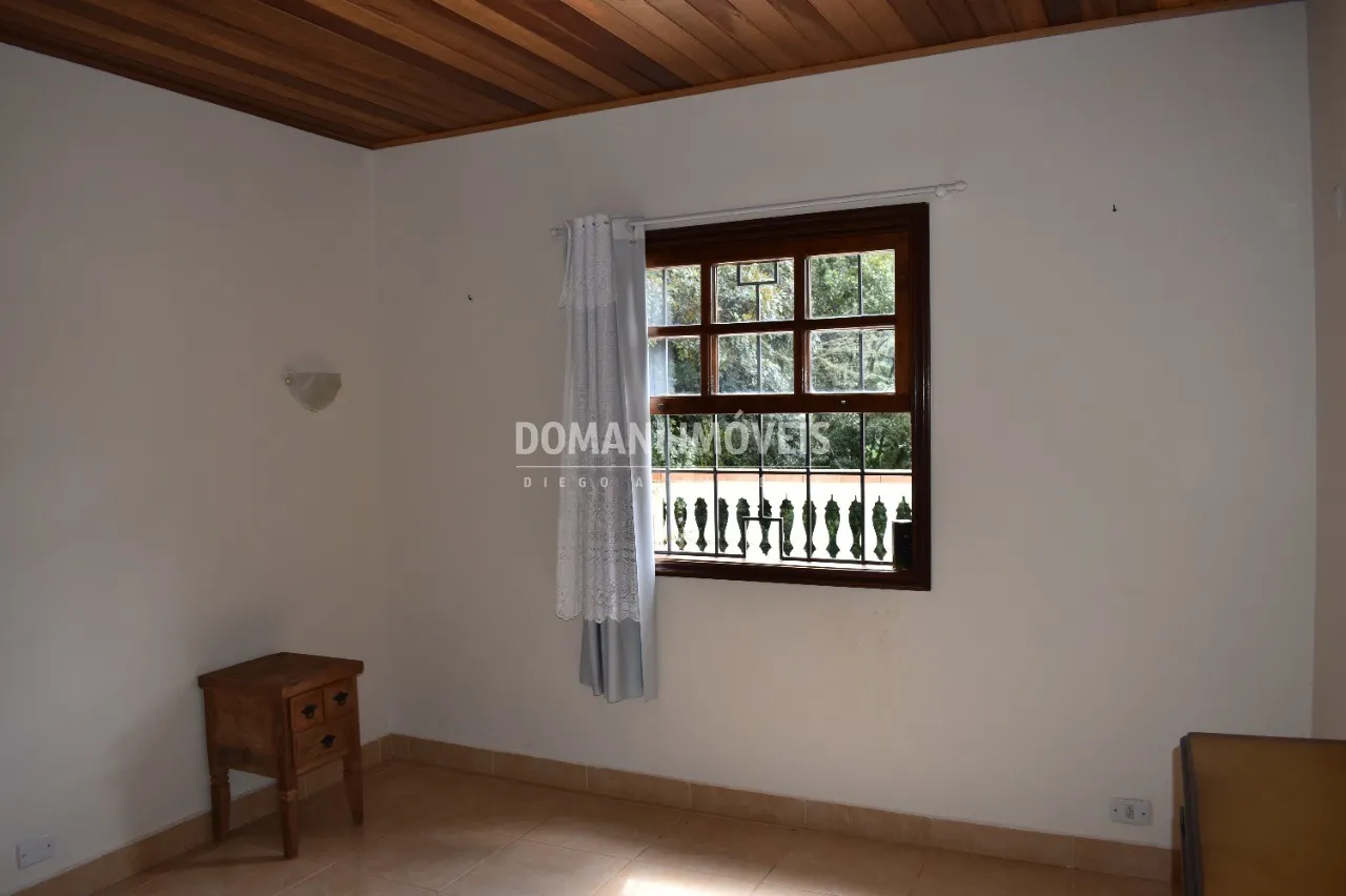 Casa à venda de 3.450 m² em Campos do Jordão, SP, Brasil