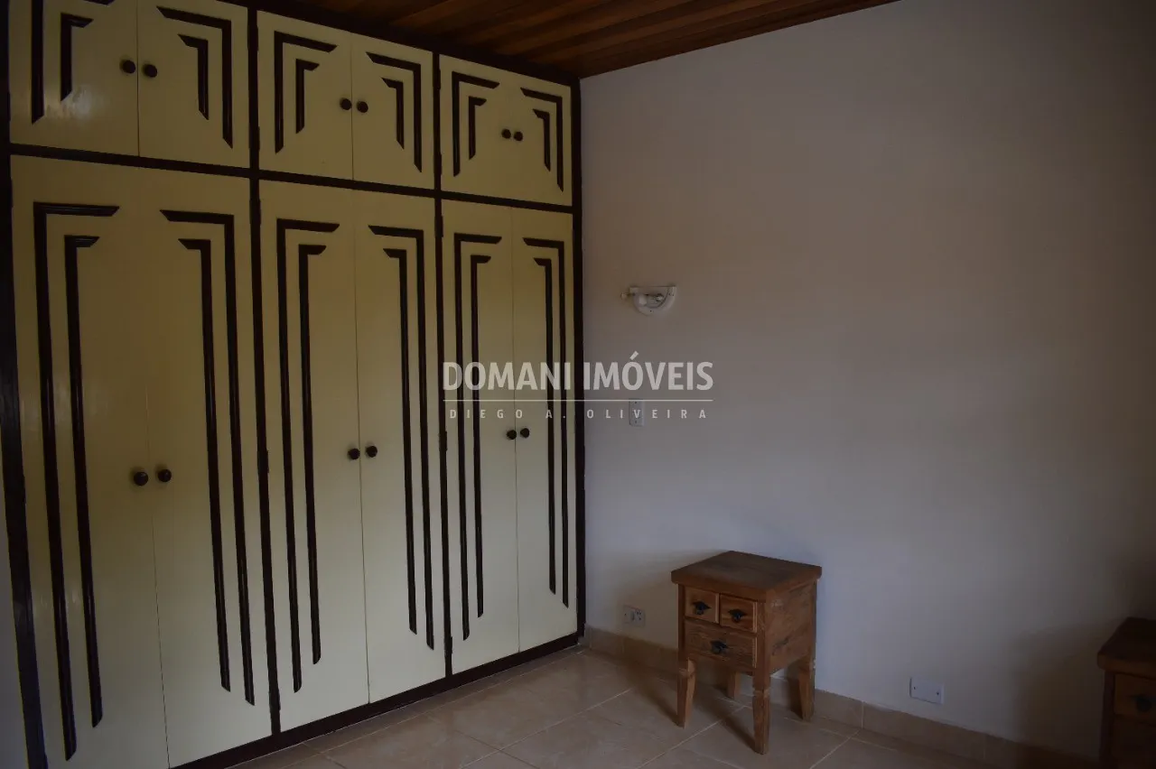 Casa à venda de 3.450 m² em Campos do Jordão, SP, Brasil