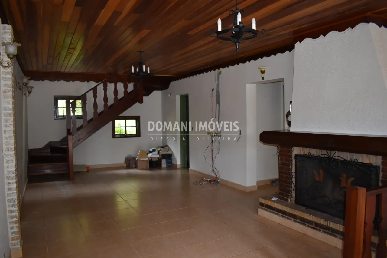 Casa à venda de 3.450 m² em Campos do Jordão, SP, Brasil