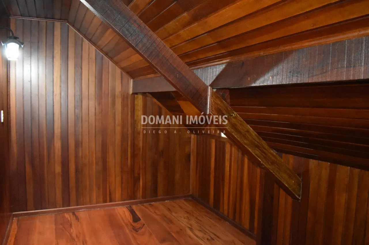 Casa à venda de 3.450 m² em Campos do Jordão, SP, Brasil
