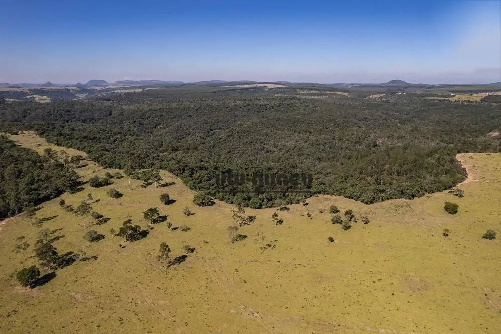 Fazenda à venda de 712 ha em Botucatu, SP, Brasil