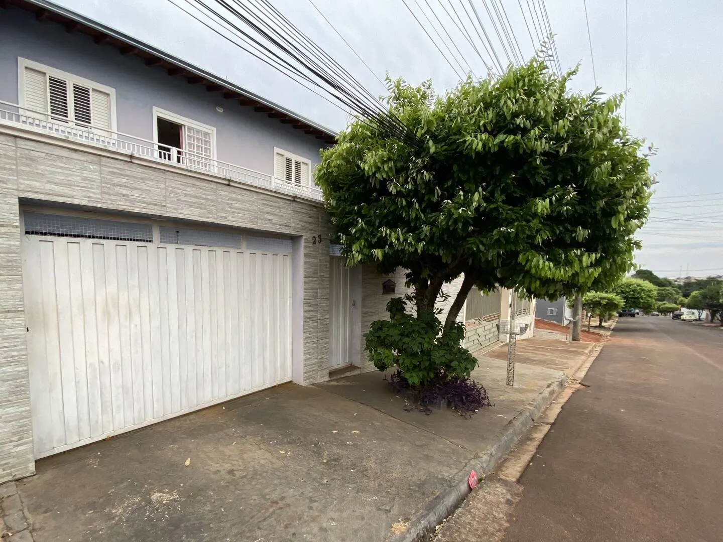 Casa à venda de 335 m² em Piraju, SP, Brasil