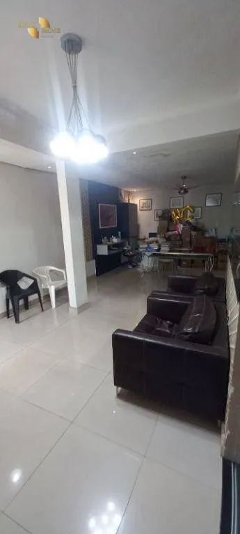 Casa à venda de 216 m² em Cuiabá, MT, Brasil
