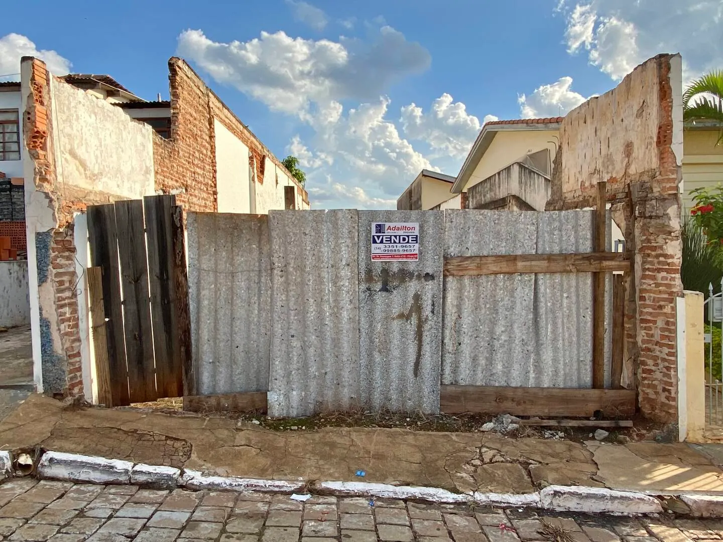 Terreno à venda de 224 m² em Piraju, SP, Brasil