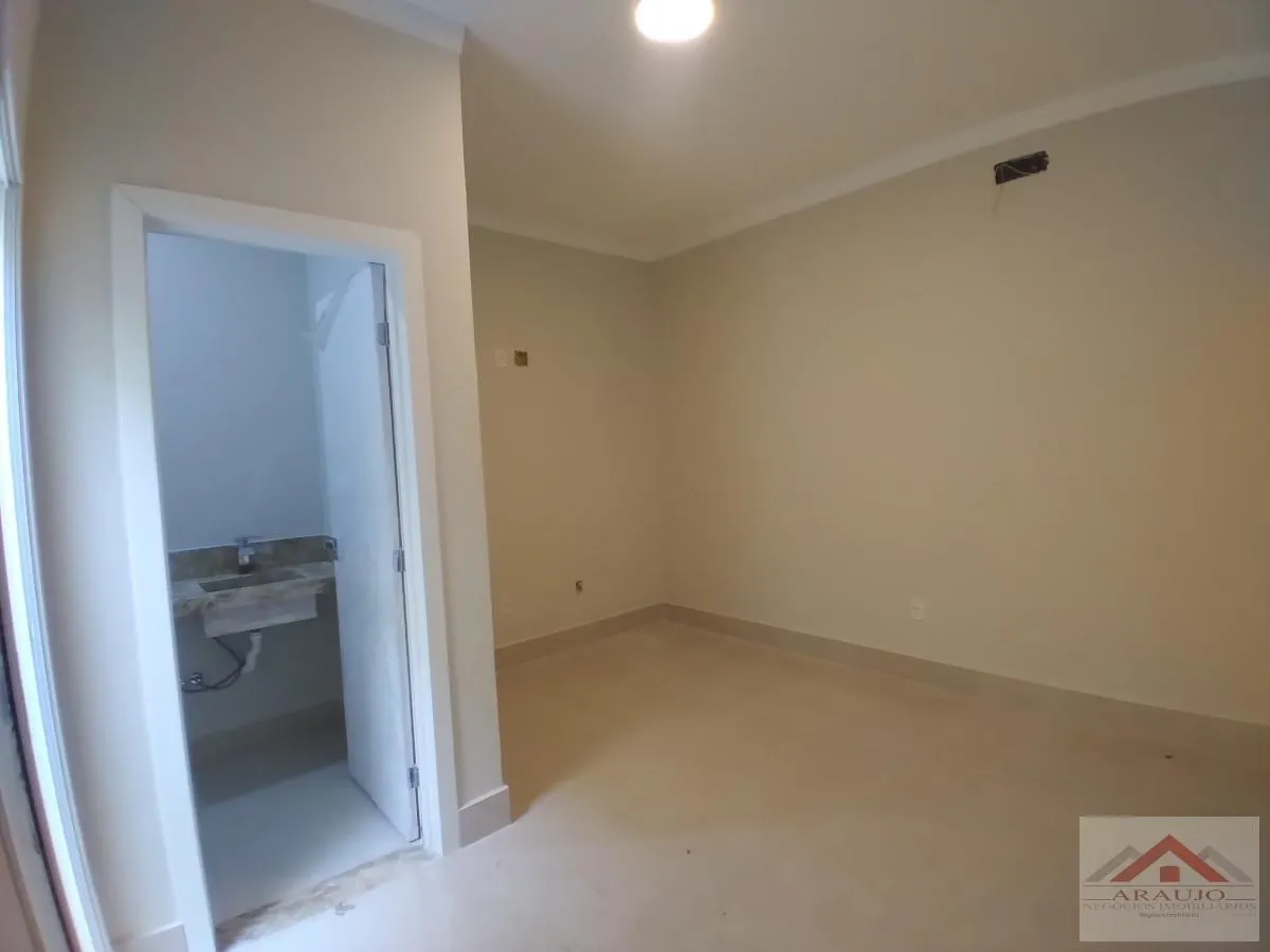 Casa à venda de 200 m² em Paulínia, SP, Brasil