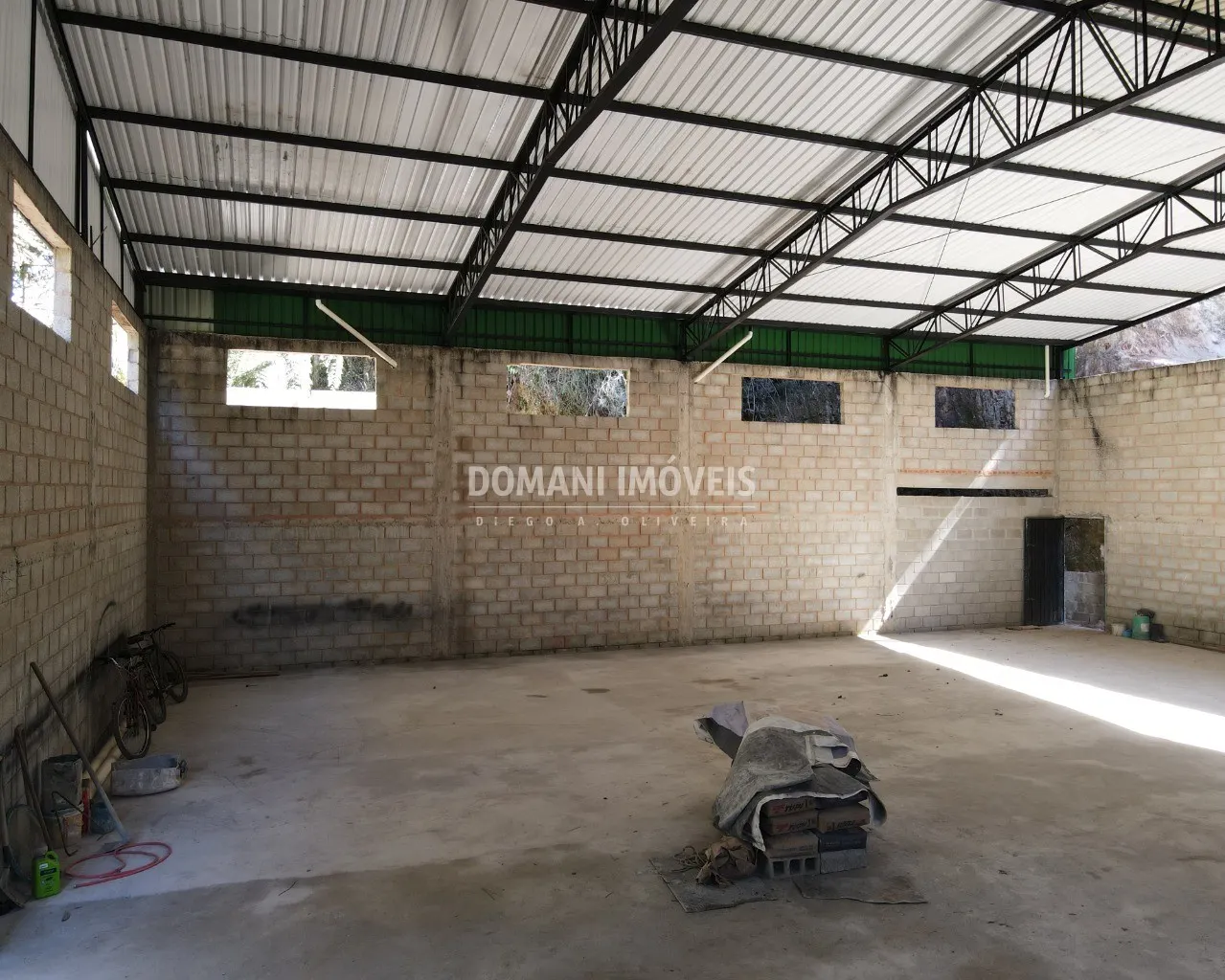 Comercial  de 1.990 m² em Campos do Jordão, SP, Brasil