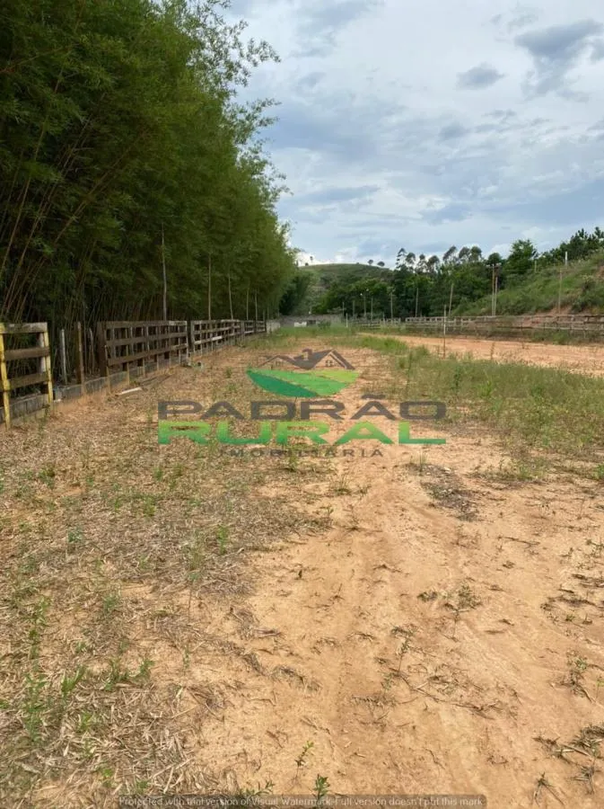 Terreno à venda de 1.000 m² em Mairinque, SP, Brasil
