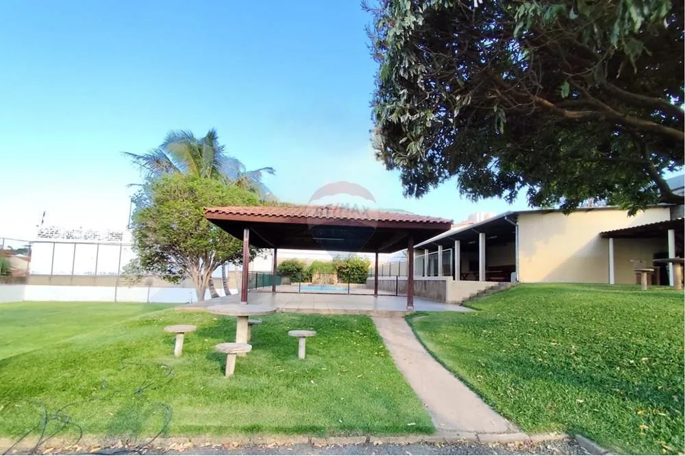 Country home for sale of 2,179 m² in Paulínia, SP, Brazil