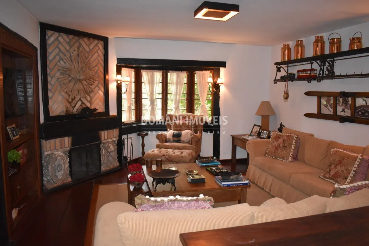 House for sale of 2,125 m² in Campos do Jordão, SP, Brazil