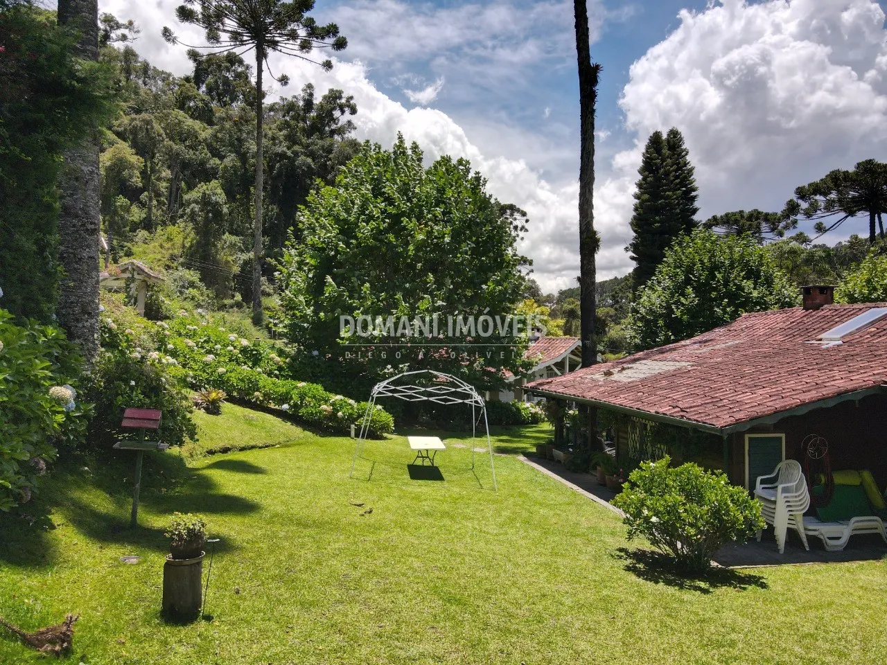Casa à venda de 1.060 m² em Campos do Jordão, SP, Brasil