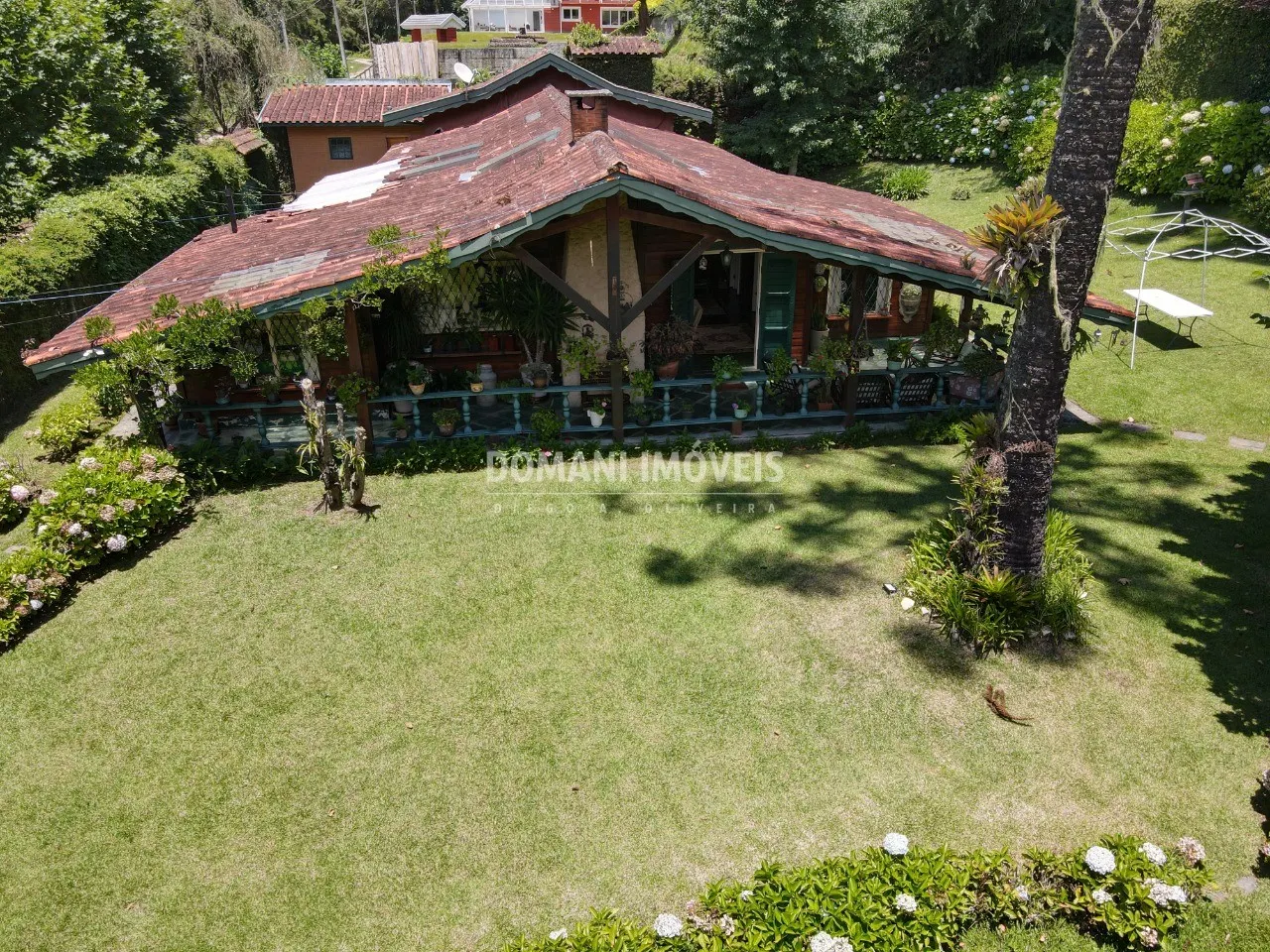 Casa à venda de 1.060 m² em Campos do Jordão, SP, Brasil