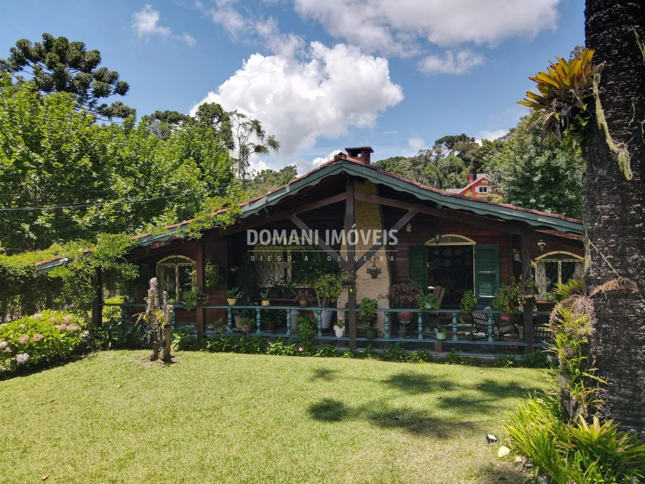 Casa à venda de 1.060 m² em Campos do Jordão, SP, Brasil