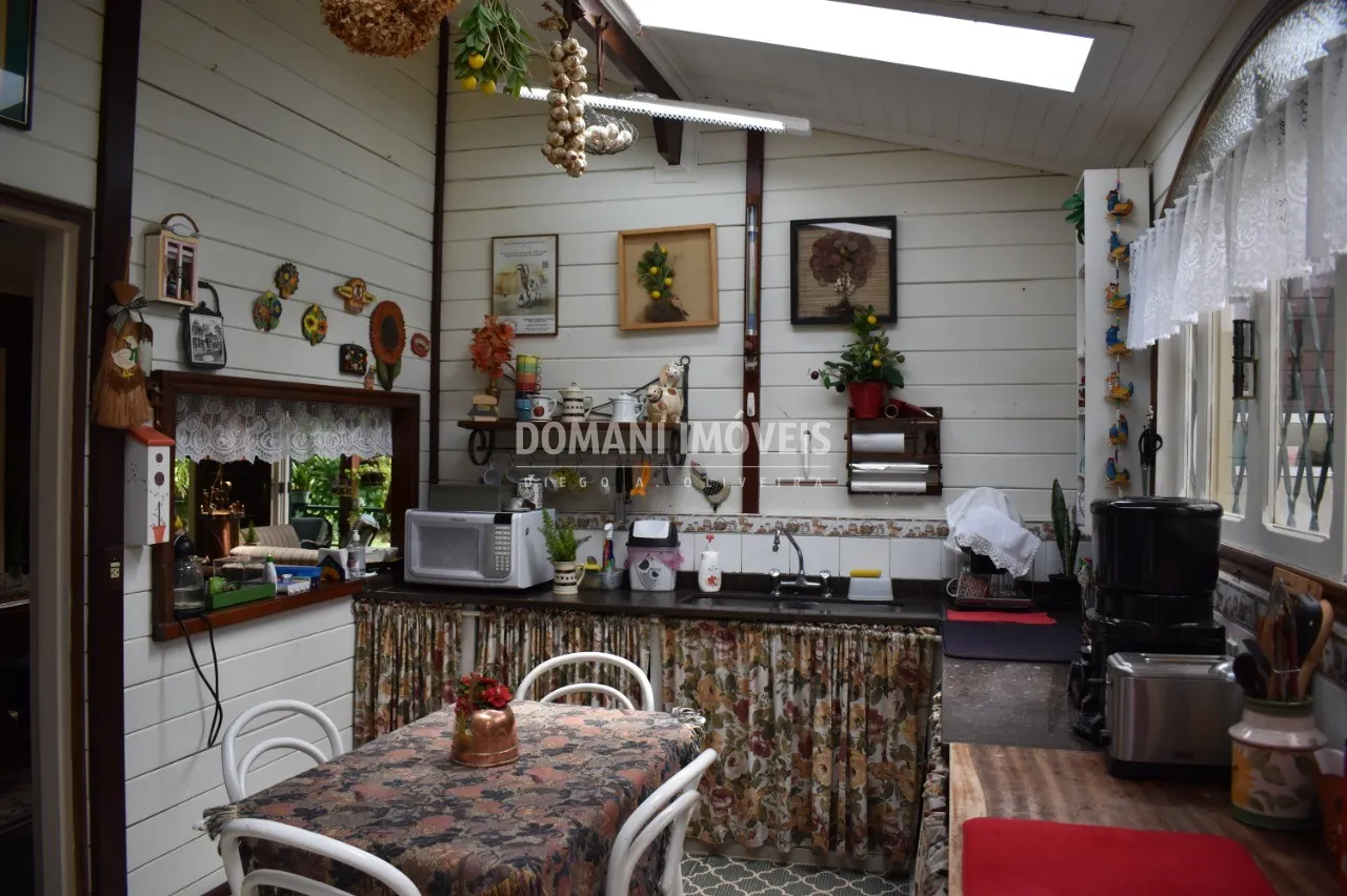 Casa à venda de 1.060 m² em Campos do Jordão, SP, Brasil