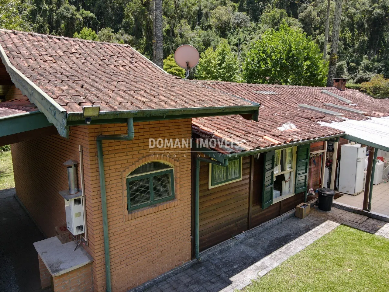 Casa à venda de 1.060 m² em Campos do Jordão, SP, Brasil