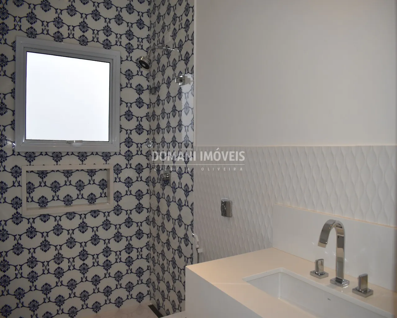 Casa à venda de 1.010 m² em Campos do Jordão, SP, Brasil