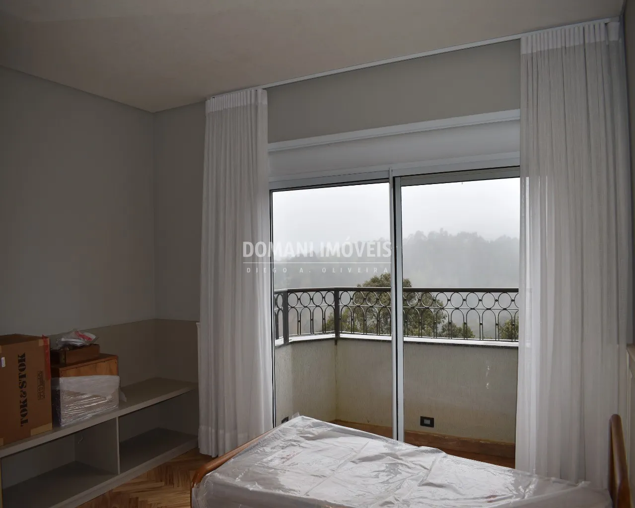 Casa à venda de 1.010 m² em Campos do Jordão, SP, Brasil