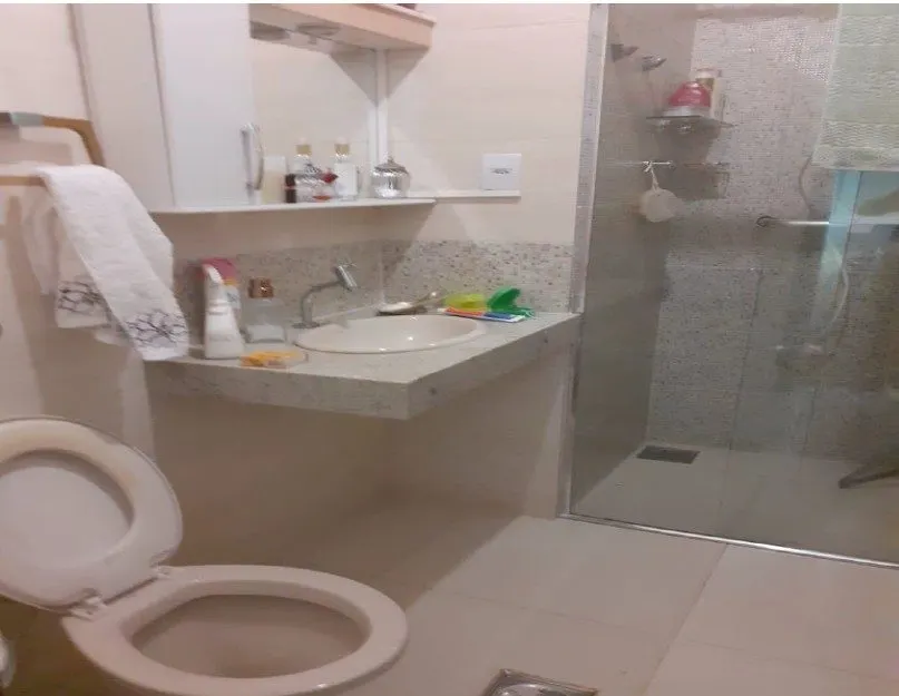 Sítio à venda de 9 ha em Brumadinho, MG, Brasil