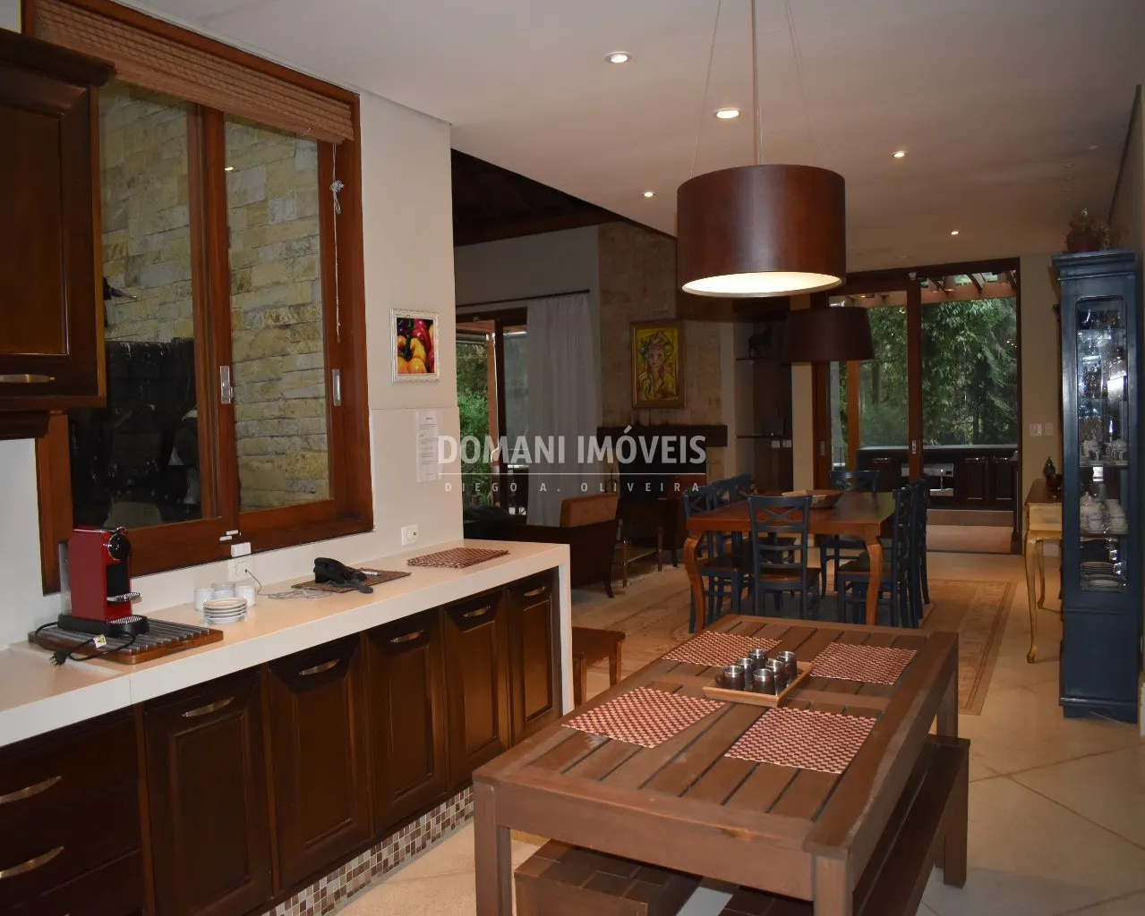 Casa à venda de 1.445 m² em Campos do Jordão, SP, Brasil