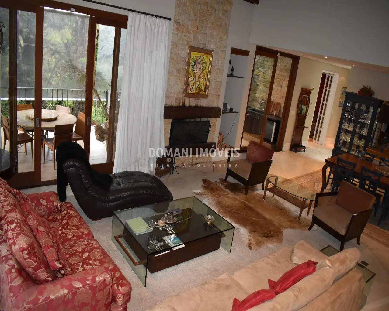 Casa à venda de 1.445 m² em Campos do Jordão, SP, Brasil