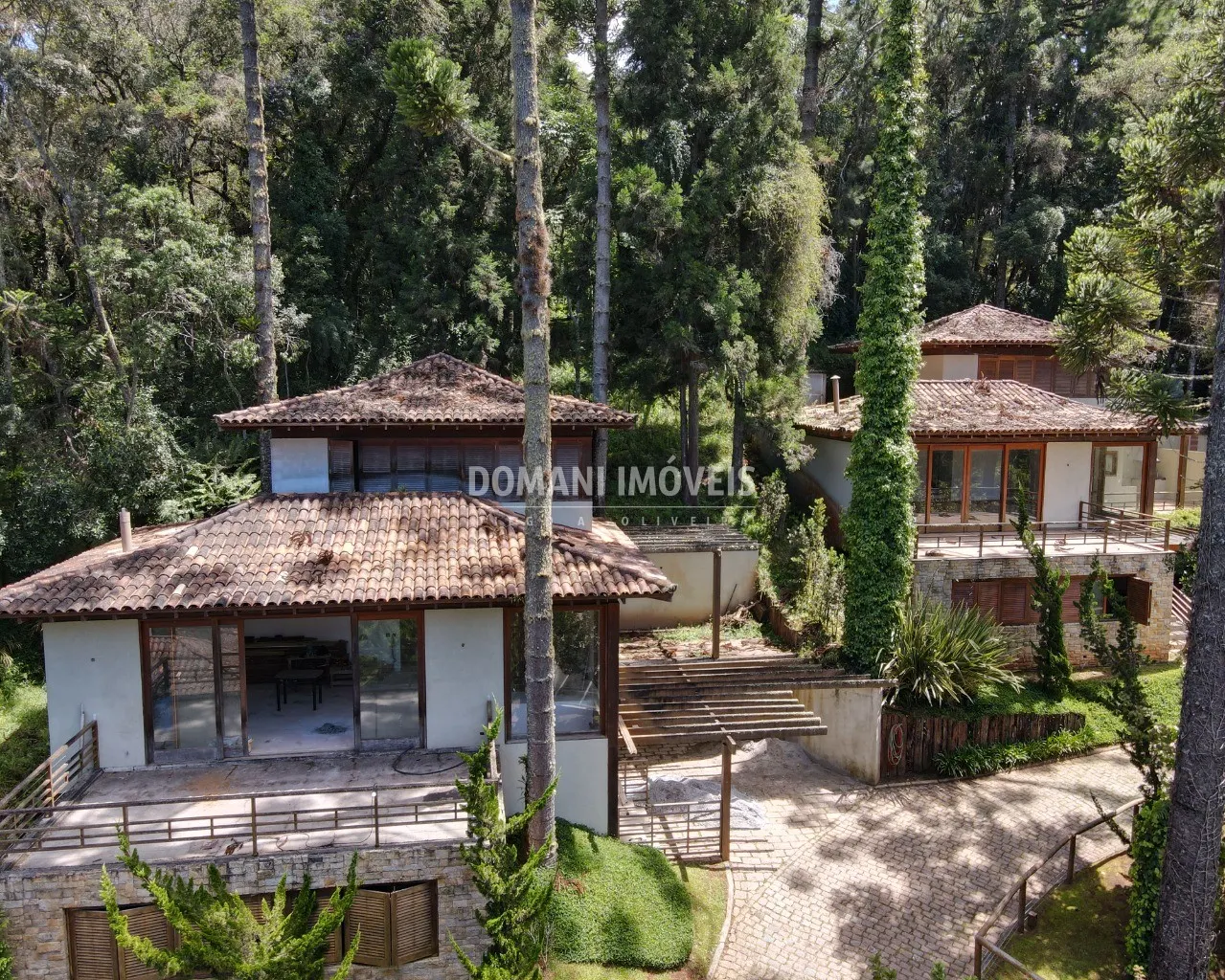 Casa à venda de 1.445 m² em Campos do Jordão, SP, Brasil