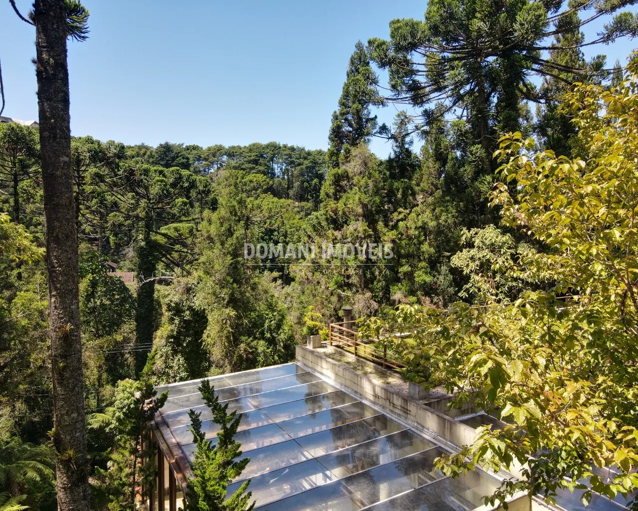 Casa à venda de 1.445 m² em Campos do Jordão, SP, Brasil