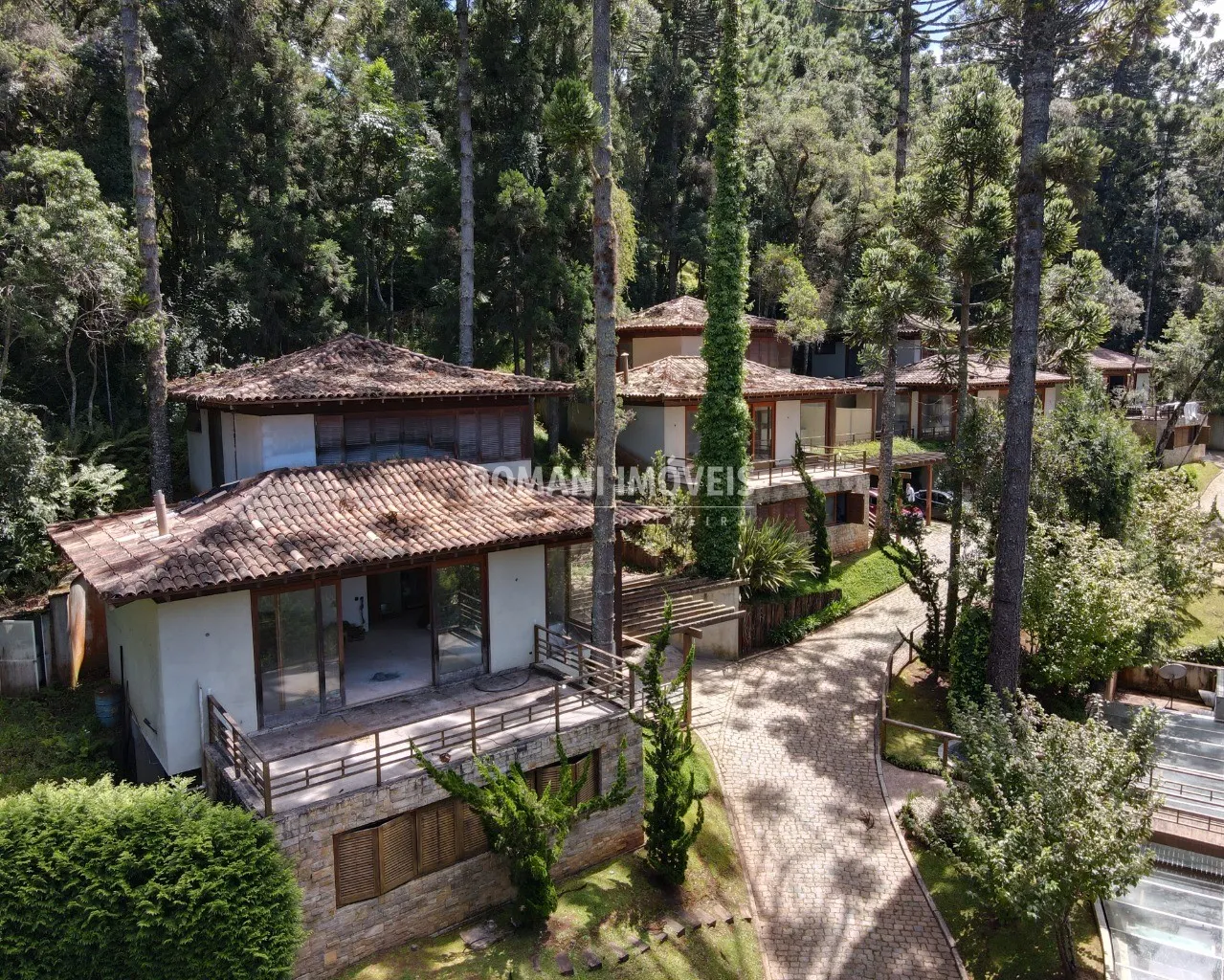 Casa à venda de 1.445 m² em Campos do Jordão, SP, Brasil