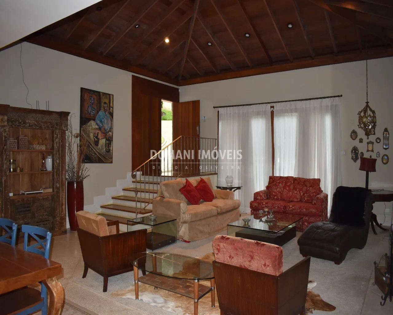 Casa à venda de 1.445 m² em Campos do Jordão, SP, Brasil