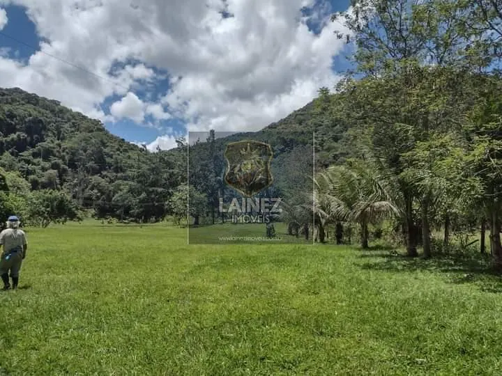 Sítio à venda de 10 ha em Miracatu, SP, Brasil