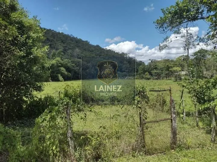 Sítio à venda de 10 ha em Miracatu, SP, Brasil