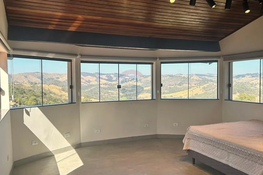 Chácara à venda de 1.780 m² em Monte Alegre do Sul, SP, Brasil