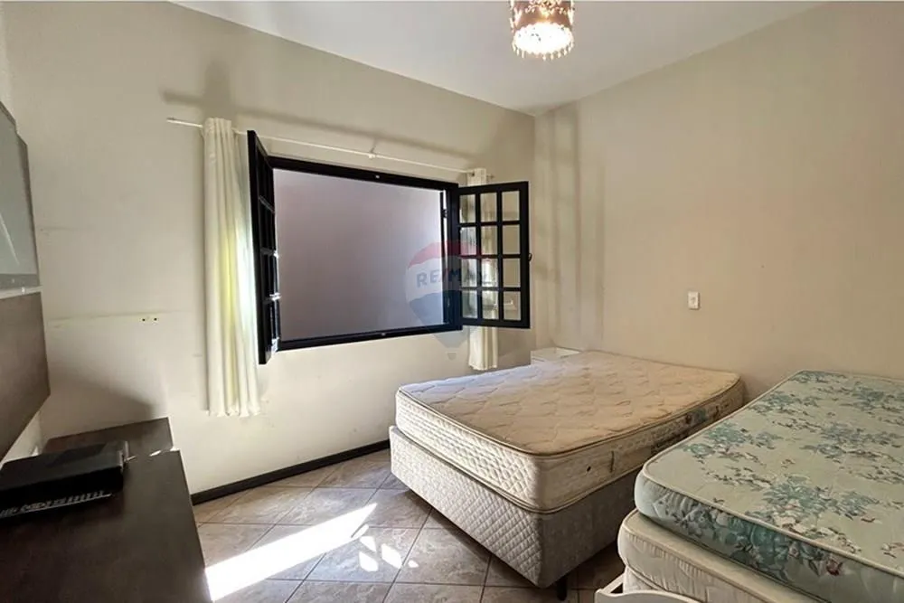 Chácara à venda de 1.780 m² em Monte Alegre do Sul, SP, Brasil