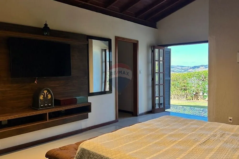 Chácara à venda de 1.780 m² em Monte Alegre do Sul, SP, Brasil