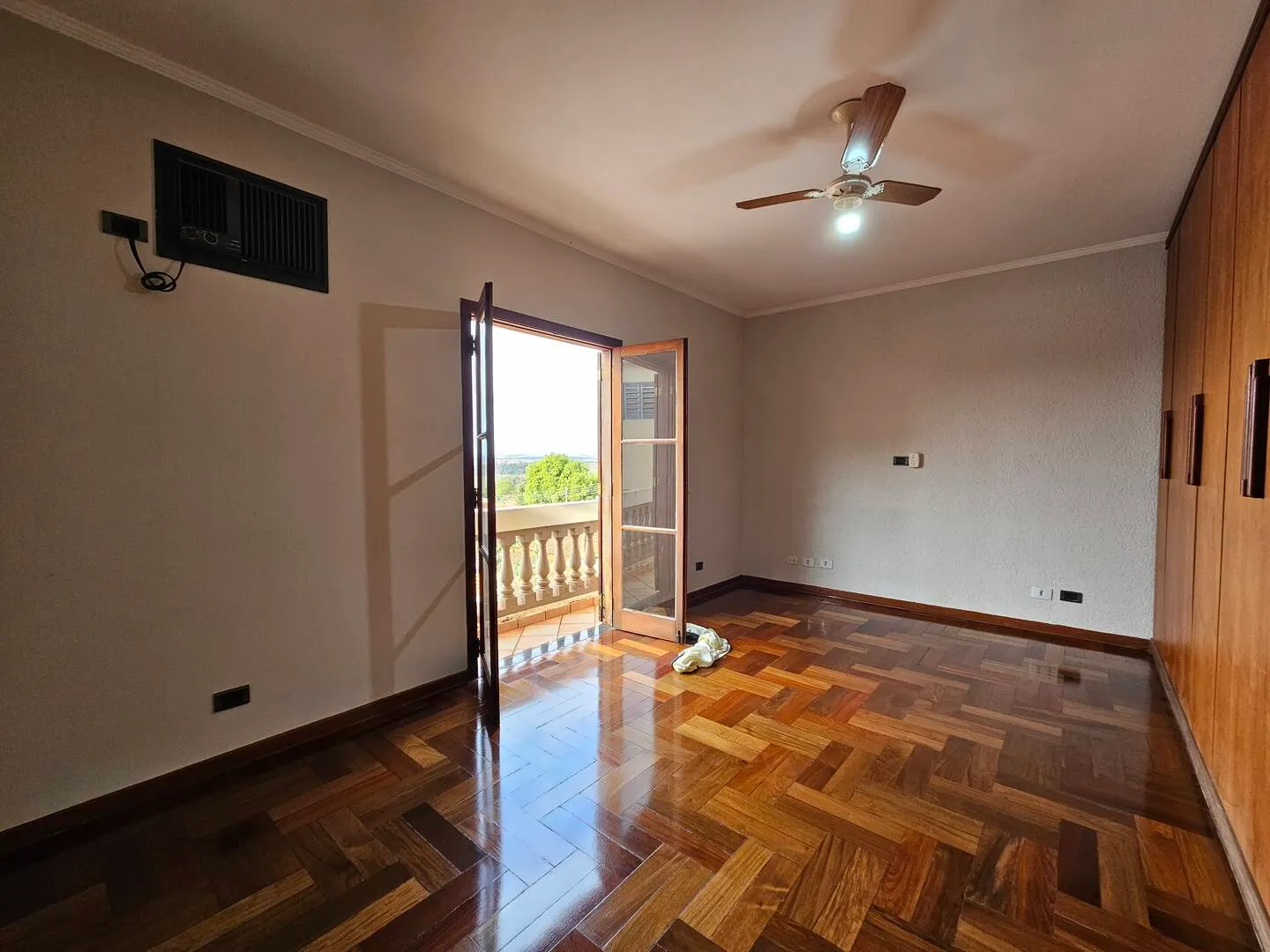 Casa à venda de 323 m² em Piraju, SP, Brasil
