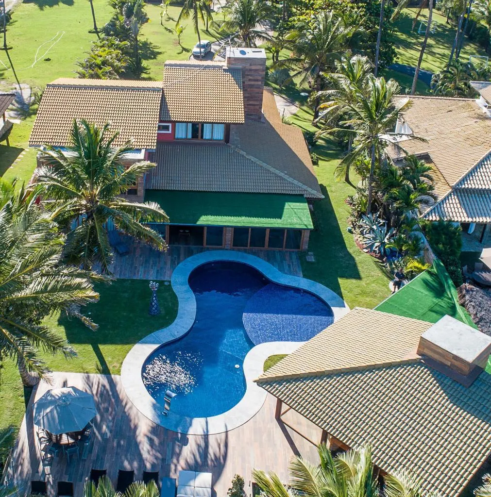 Casa à venda de 3.200 m² em Camaçari, BA, Brasil