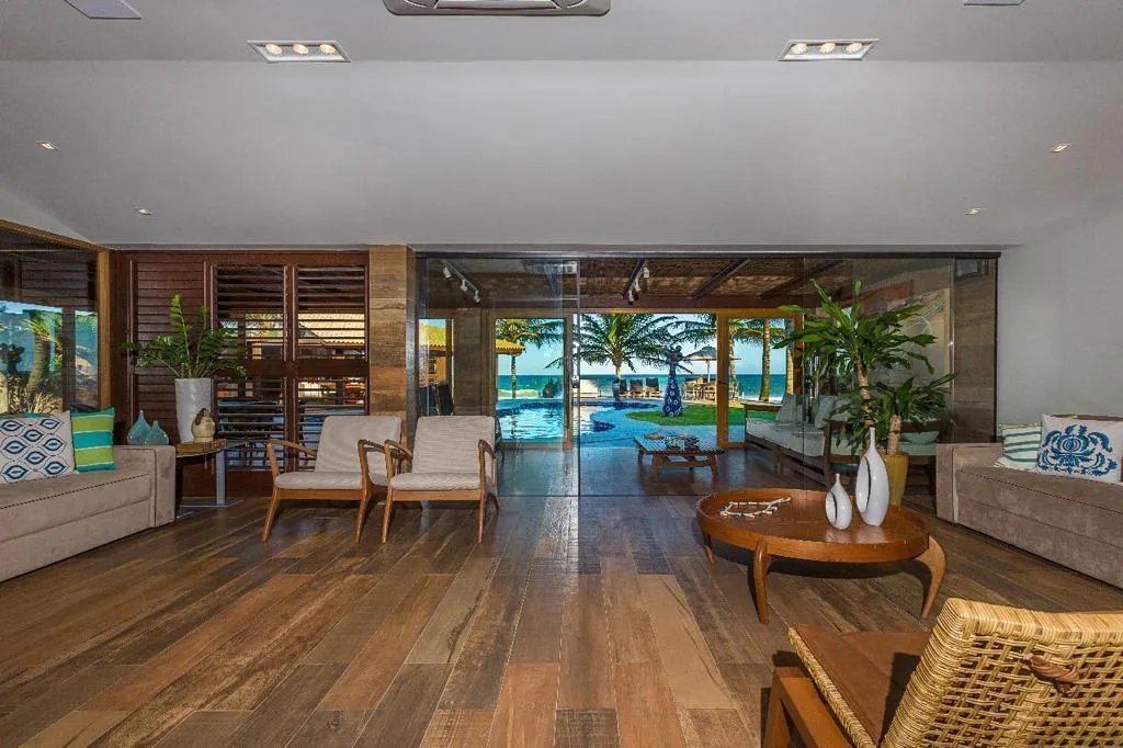 Casa à venda de 3.200 m² em Camaçari, BA, Brasil