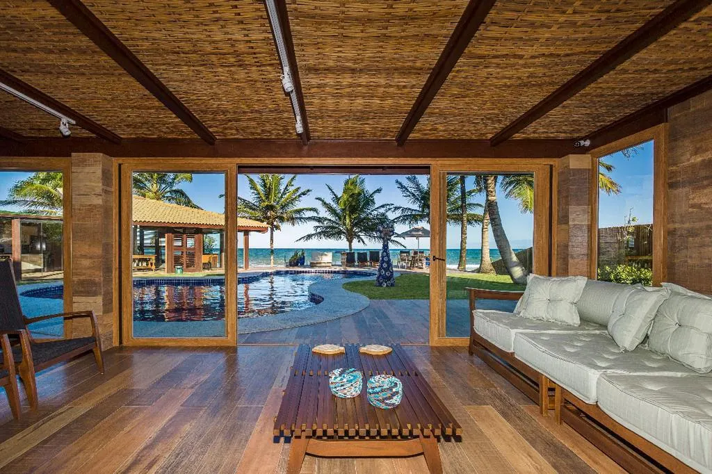 Casa à venda de 3.200 m² em Camaçari, BA, Brasil
