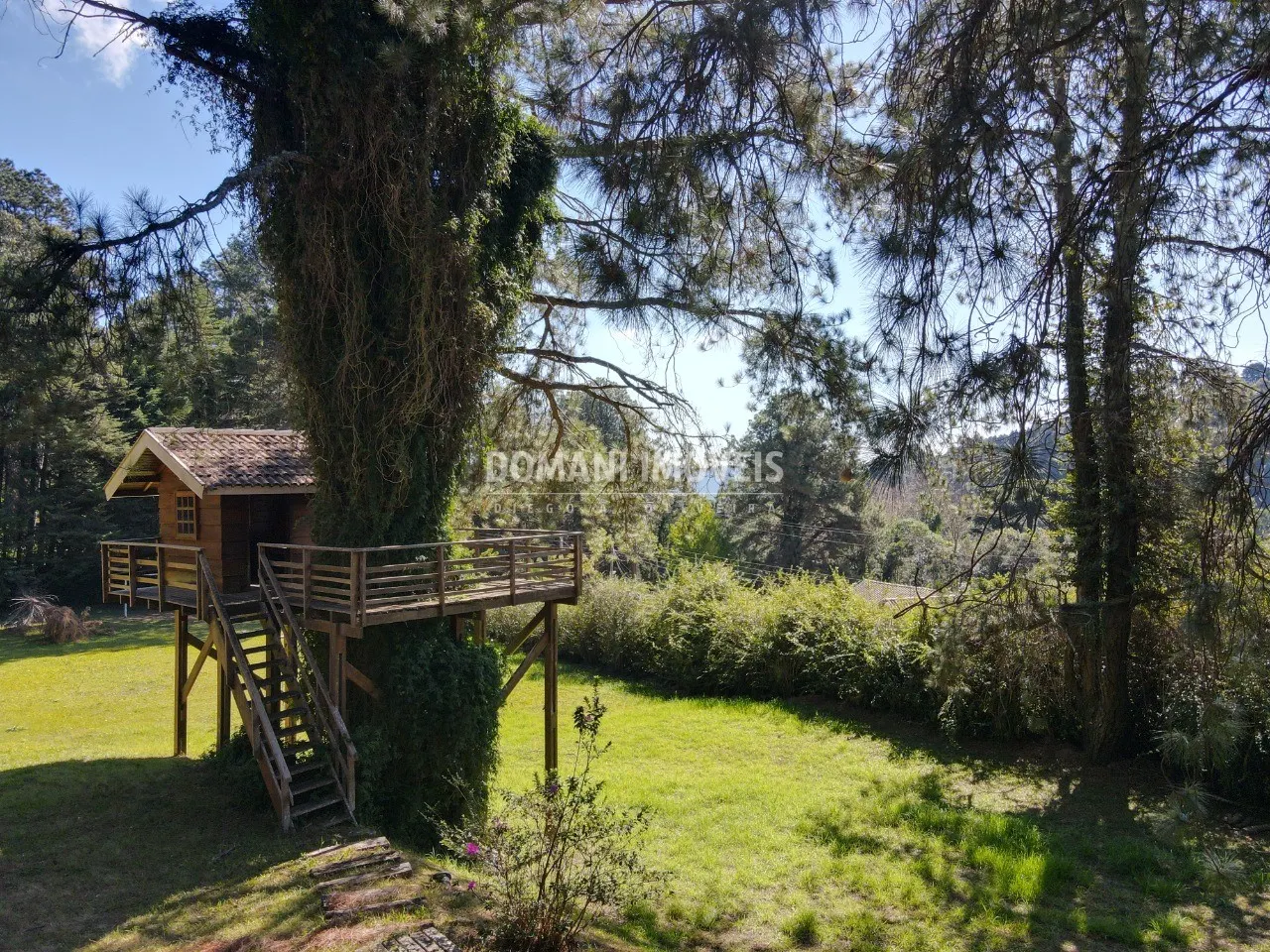 Terreno à venda de 1.100 m² em Campos do Jordão, SP, Brasil