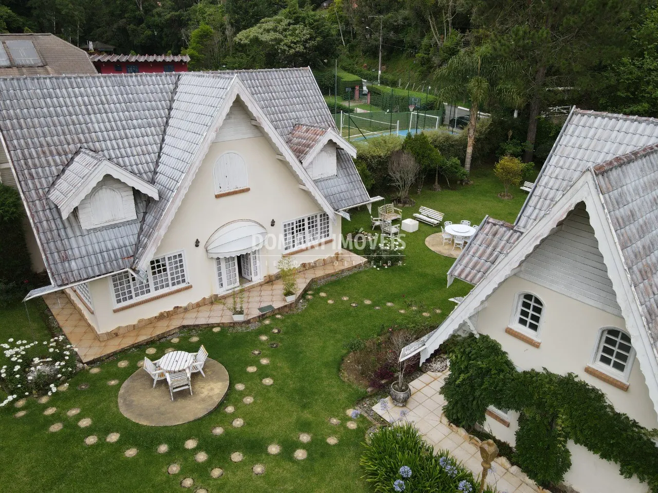 House for sale of 1,015 m² in Campos do Jordão, SP, Brazil