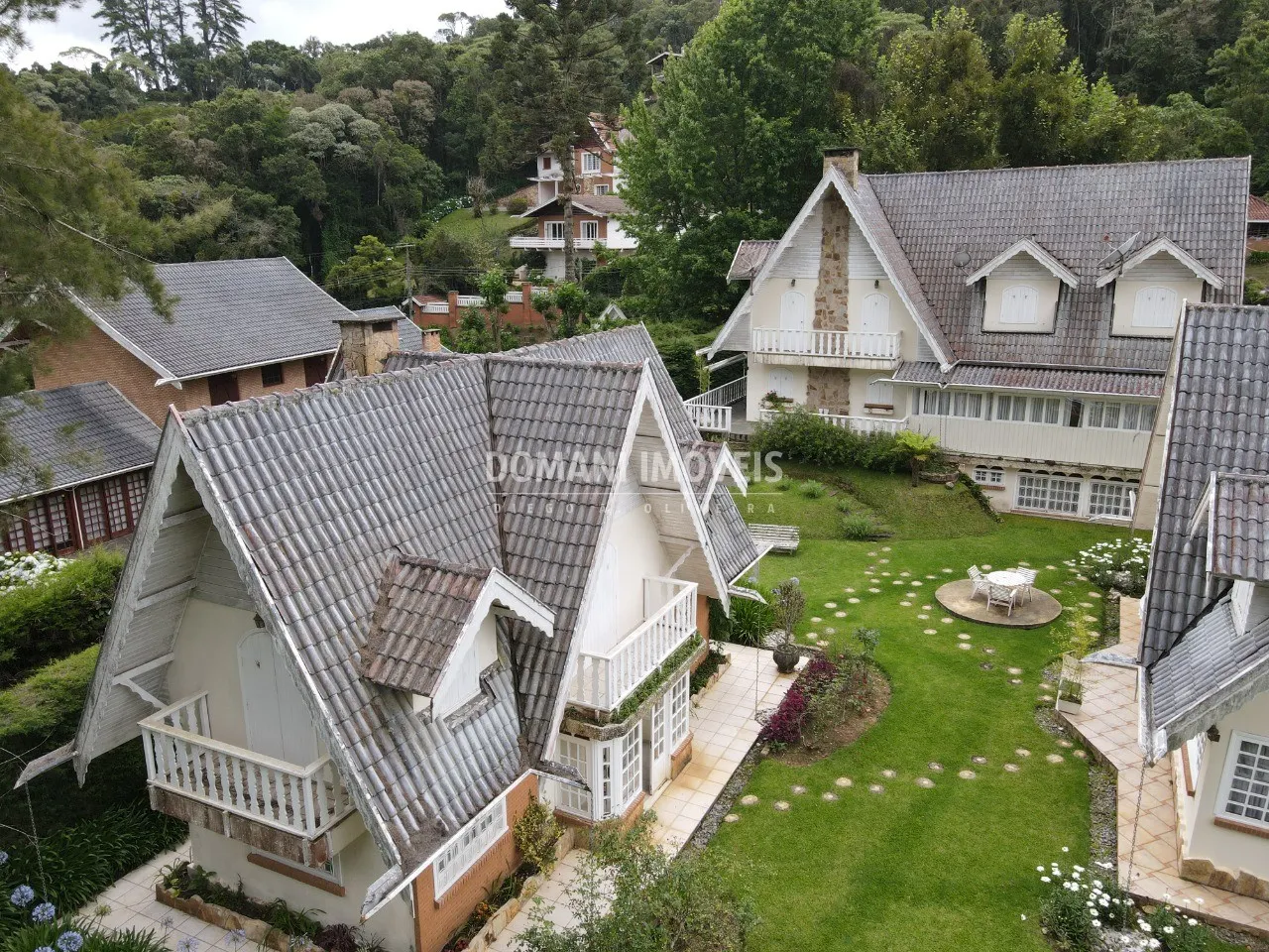 House for sale of 1,015 m² in Campos do Jordão, SP, Brazil