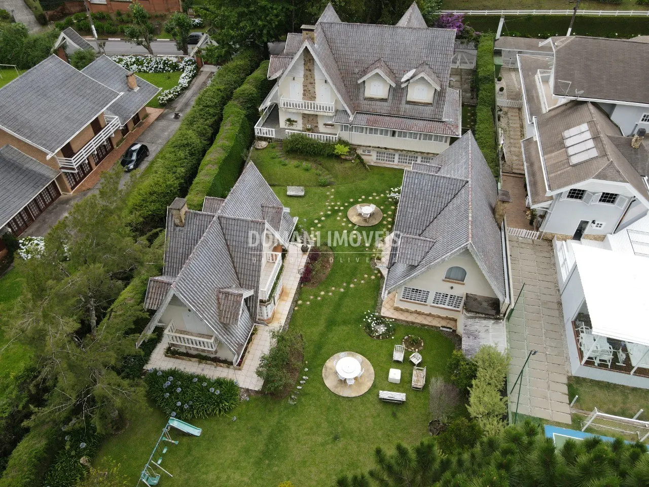 House for sale of 1,015 m² in Campos do Jordão, SP, Brazil
