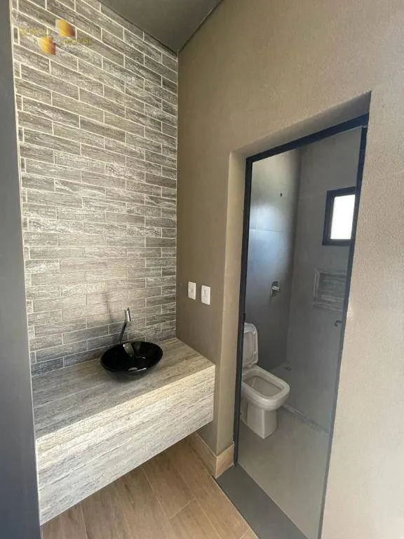 Casa à venda de 438 m² em Cuiabá, MT, Brasil