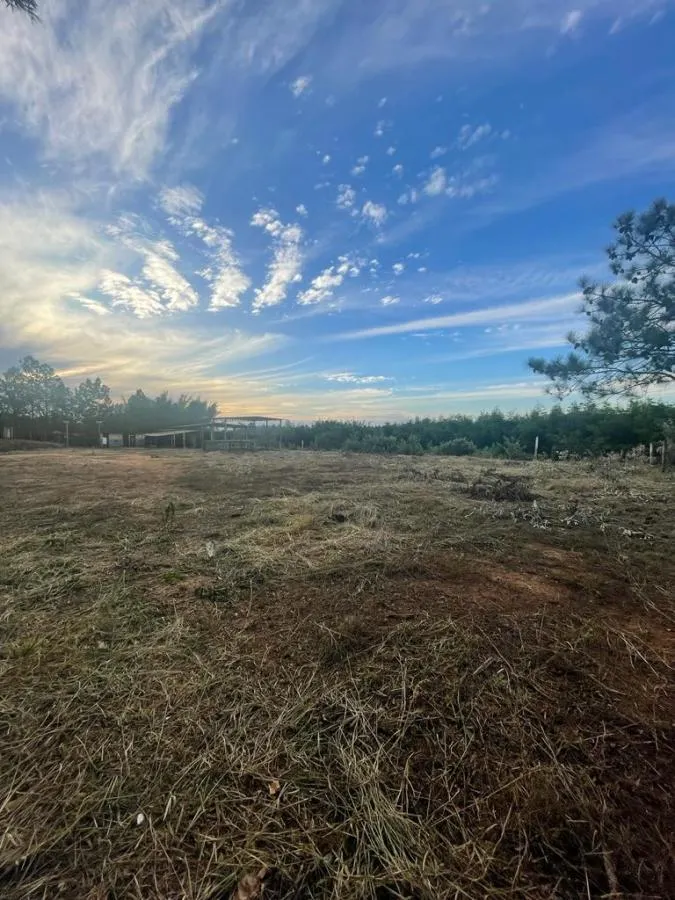 Terreno à venda de 2.700 m² em Mairinque, SP, Brasil