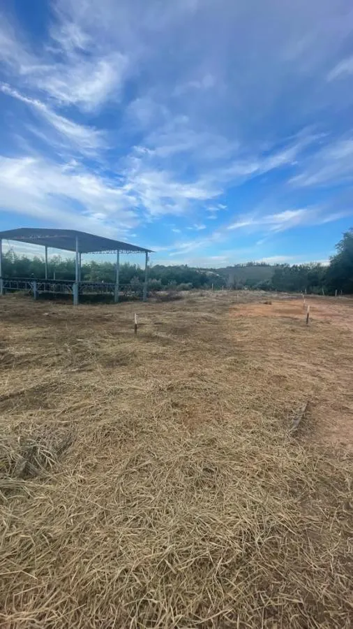 Terreno à venda de 2.700 m² em Mairinque, SP, Brasil