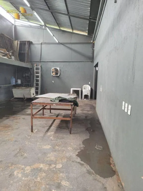 Comercial à venda de 4 ha em Cuiabá, MT, Brasil