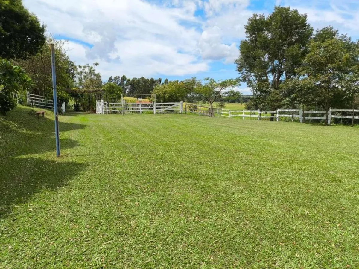 Sítio à venda de 7 ha em Cajuru, SP, Brasil
