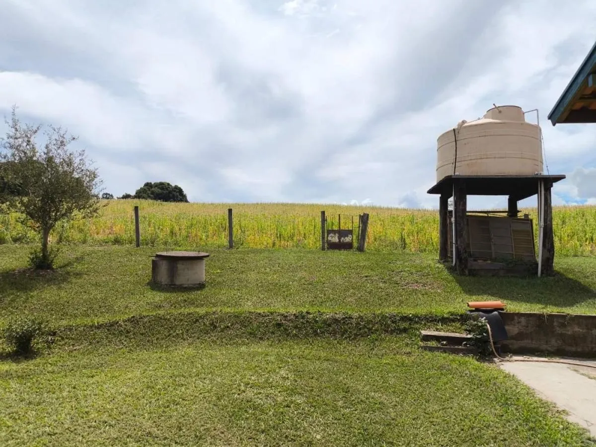 Sítio à venda de 7 ha em Cajuru, SP, Brasil