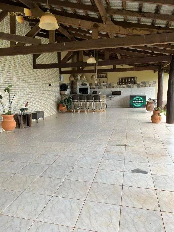 Casa à venda de 1.600 m² em Chapada dos Guimarães, MT, Brasil