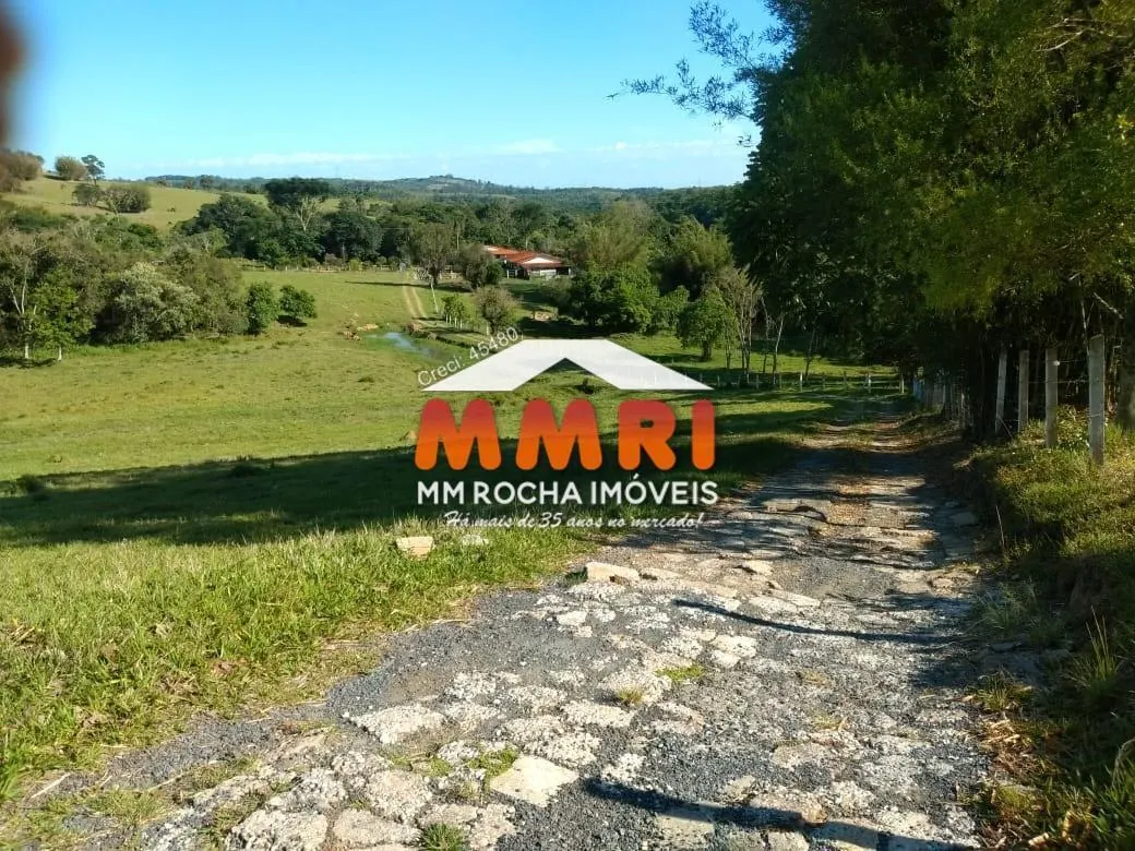 Fazenda à venda de 162 ha em Sarapuí, SP, Brasil