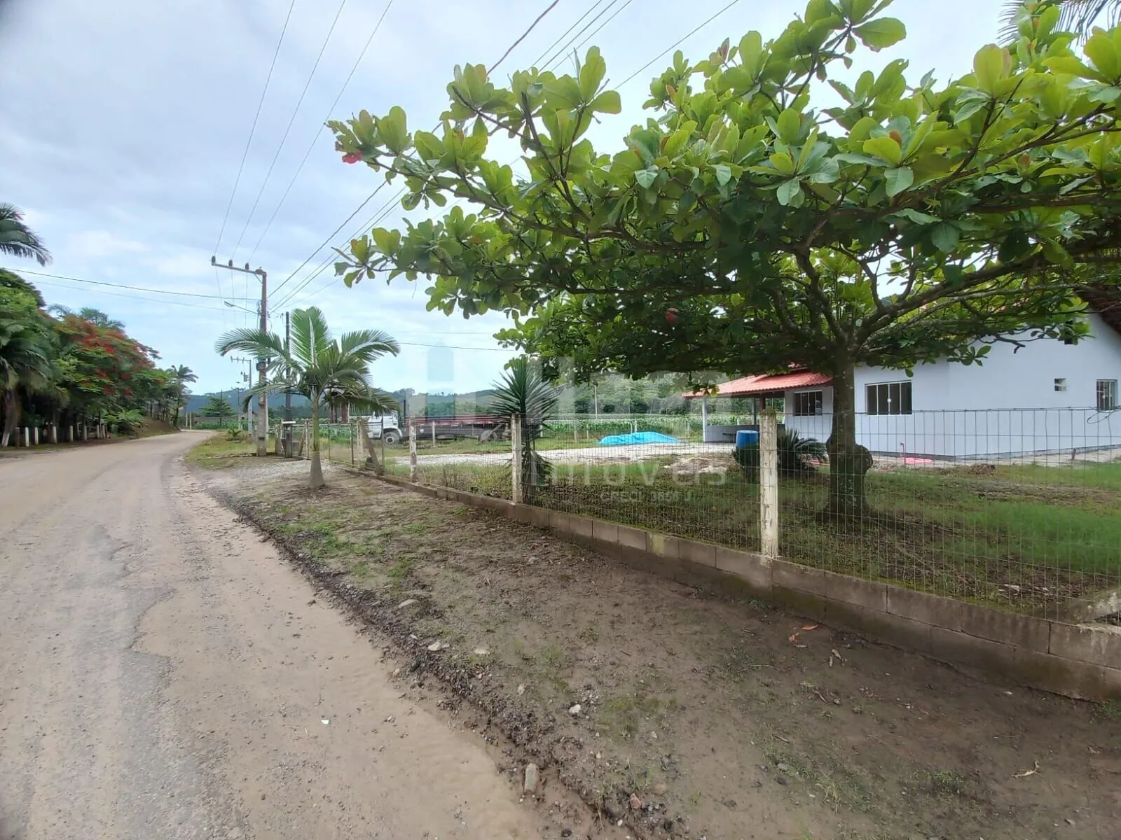 Casa à venda de 460 m² em Tijucas, SC, Brasil